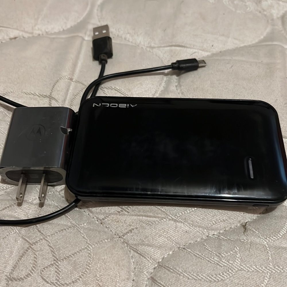 Power Bank with cord and charger block